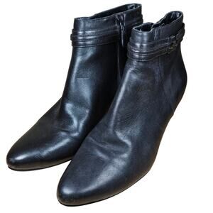 Cole Haan Black Leather Zip Ankle Boots Womens Size 7.5 B Style D42371 Great!